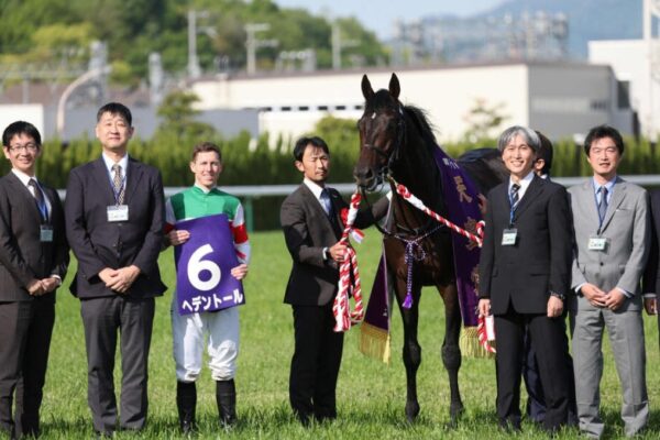 天皇賞春2025レース回顧！新長距離王はへデントール！