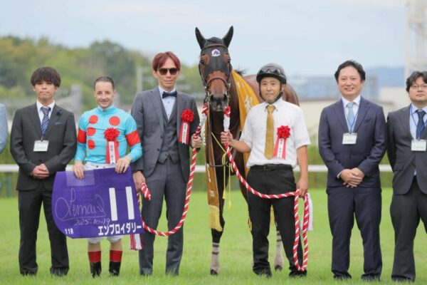 秋華賞2025レース回顧！エンブロイダリー牝馬2冠達成！