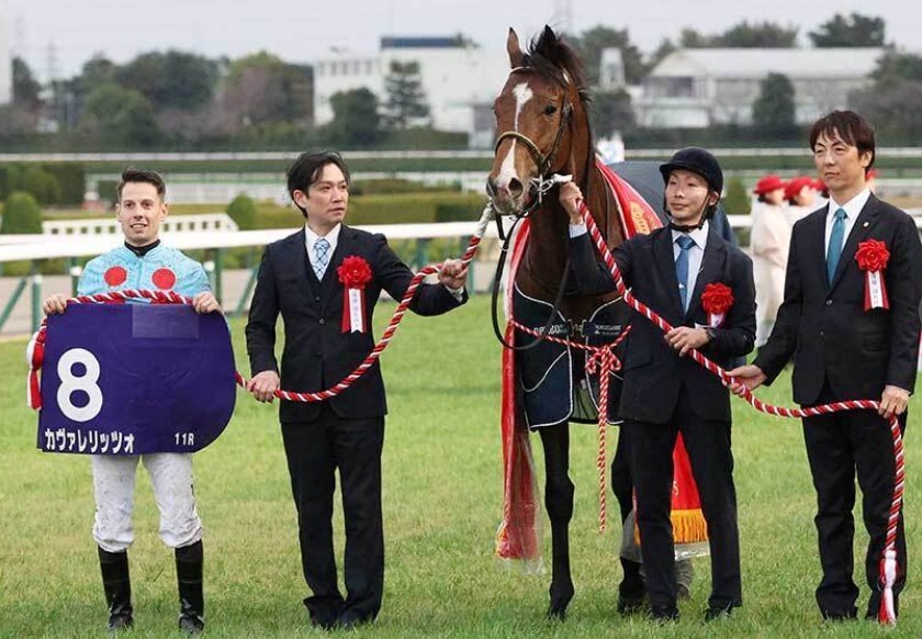 朝日杯FS2025レース回顧！カヴァレリッツォ2歳マイル王に！