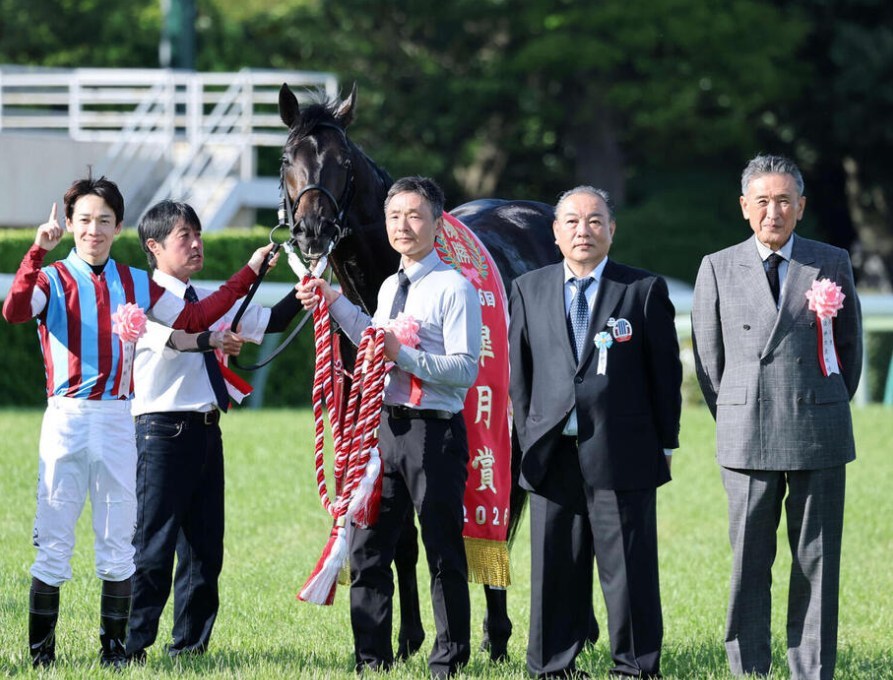 皐月賞2026レース回顧！ロブチェン完勝でまず一冠！